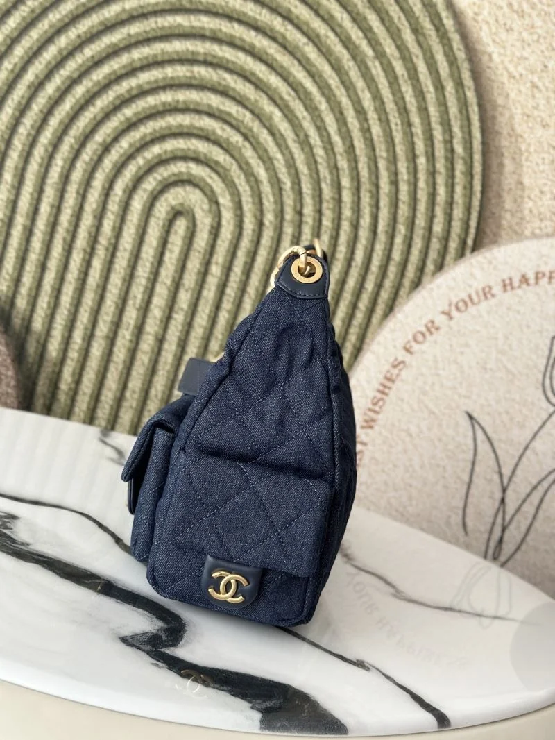 Chanel Hobo Bags Durable 53120