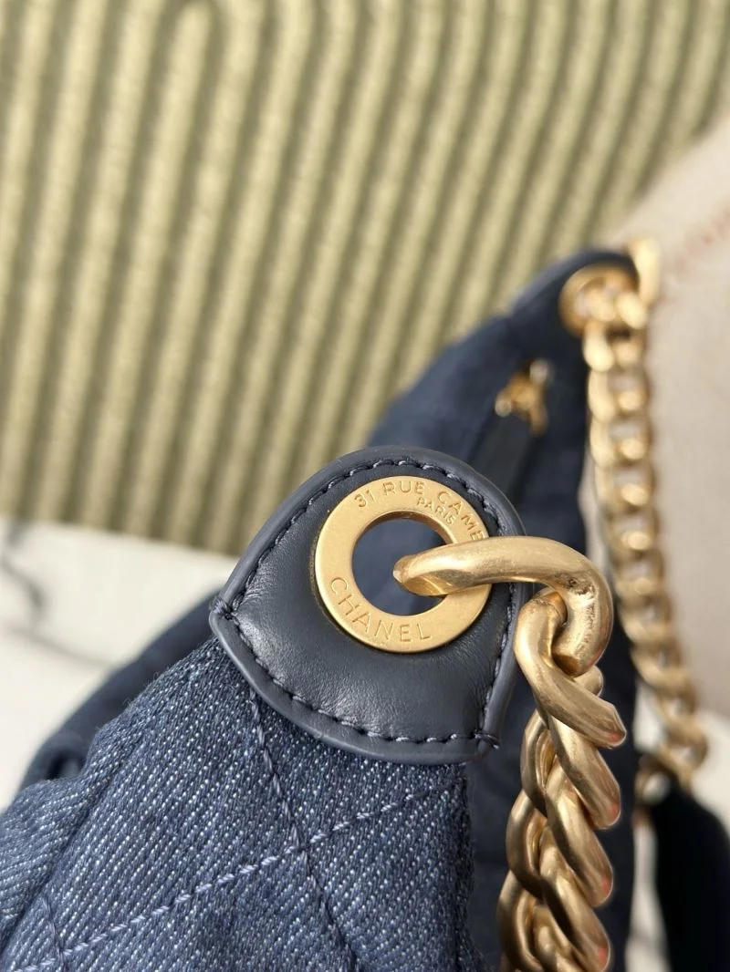 Chanel Hobo Bags Durable 53120