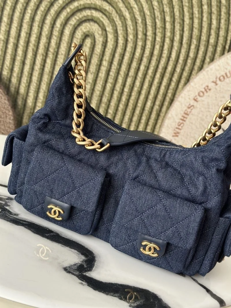 Chanel Hobo Bags Durable 53120