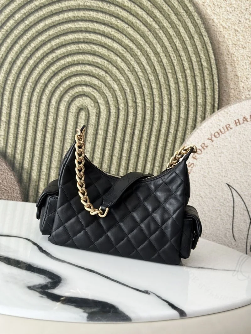 Chanel Hobo Bags Compact 53125