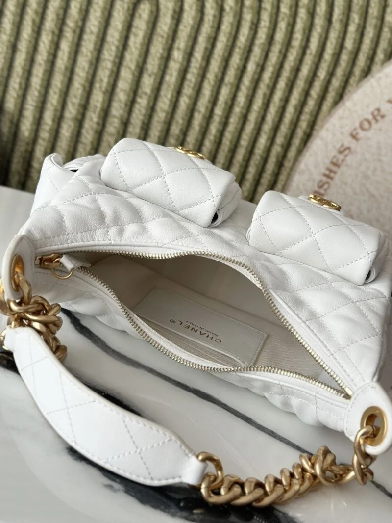 Chanel Hobo Bags Resilient 53123
