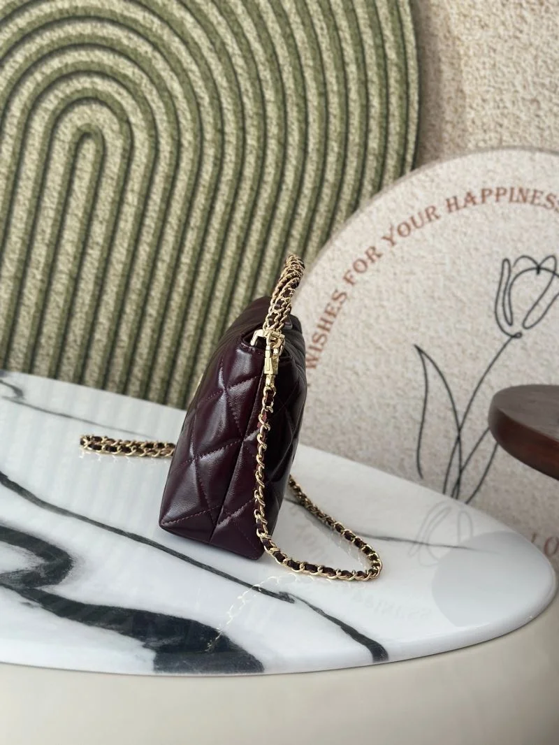 Chanel Hobo Bags Attractive 53121
