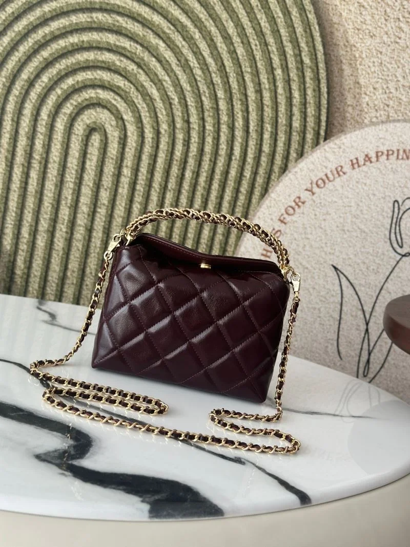 Chanel Hobo Bags Attractive 53121