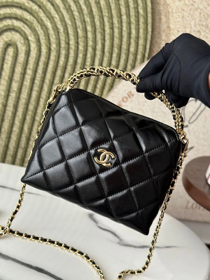 Chanel Hobo Bags Attractive 53121