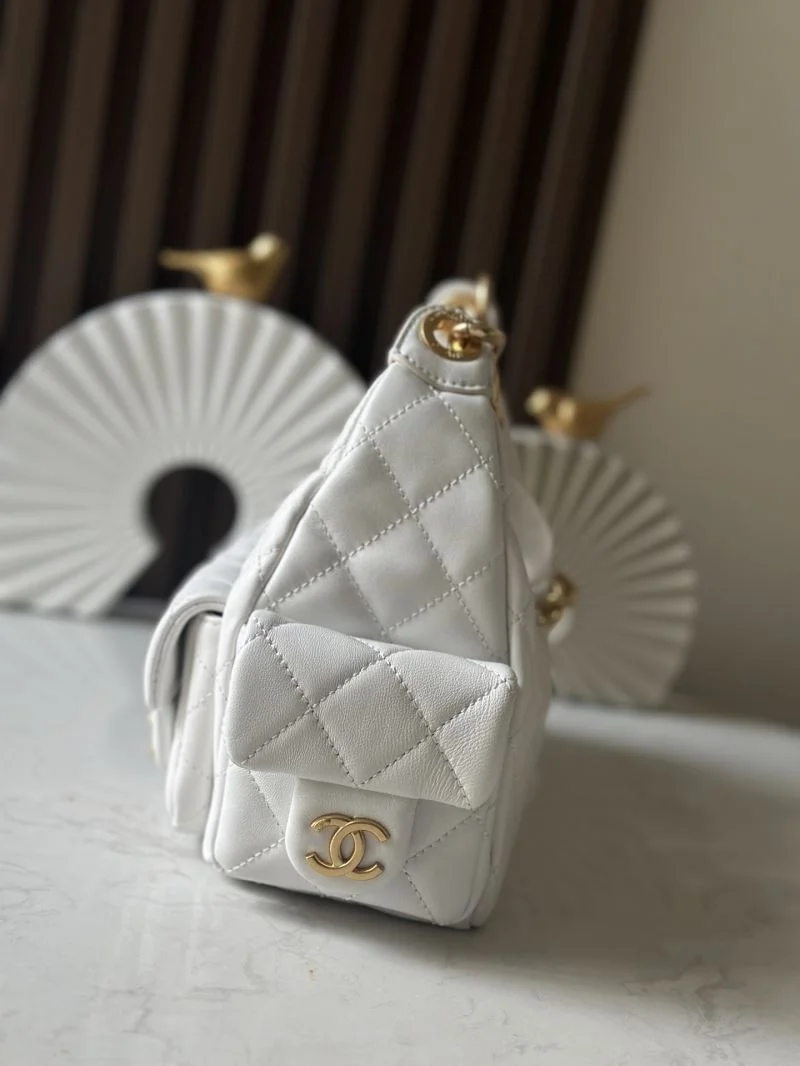 Cozy Chanel Hobo Bags 53119