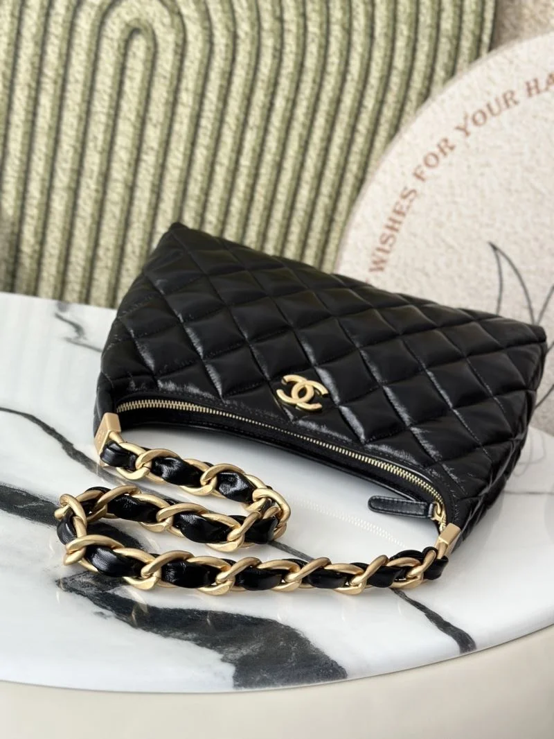 Chanel Hobo Bags Sophisticated 53112