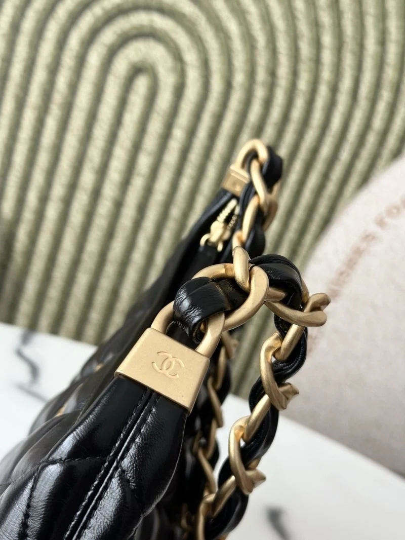 Chanel Hobo Bags Sophisticated 53112