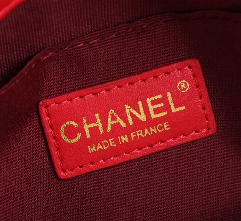 Refined Chanel Hobo Bags 86330