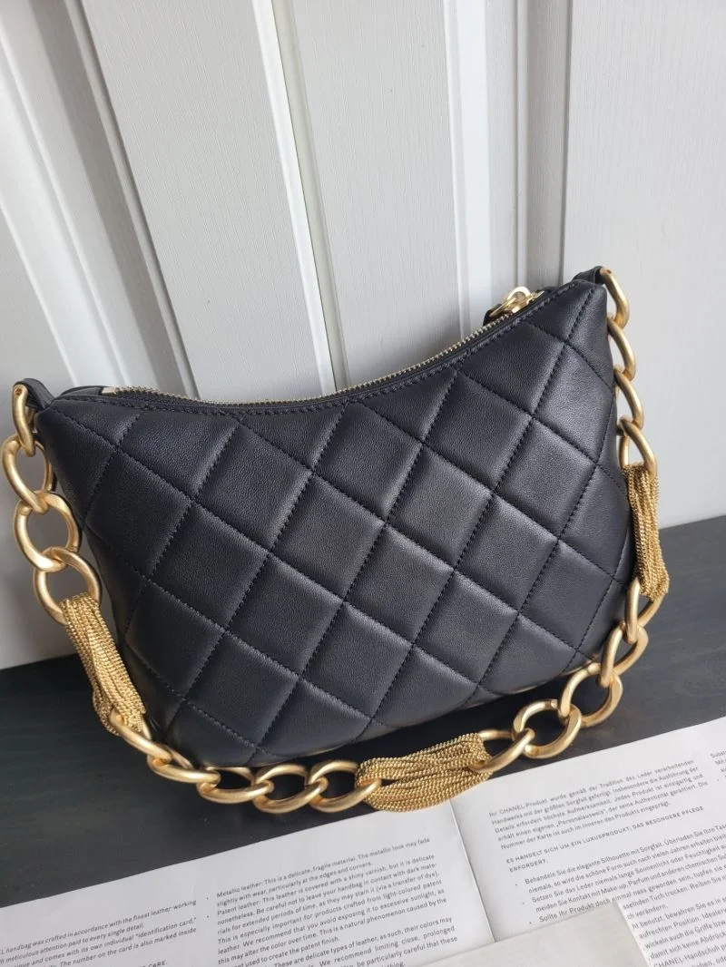 Chanel Hobo Bags Sleek 54998