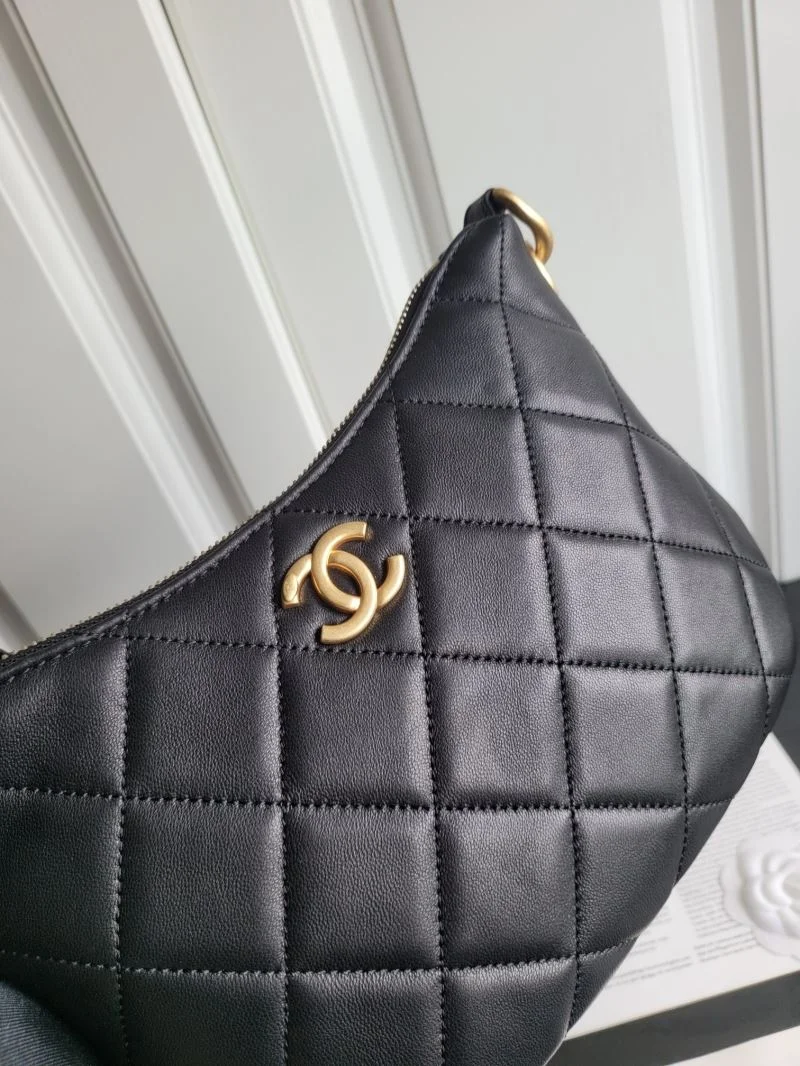 Chanel Hobo Bags Sleek 54998