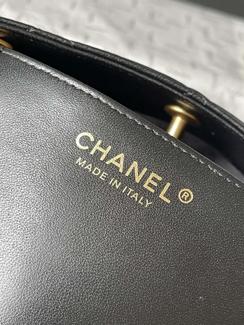 Chanel Hobo Bags Practical 54990