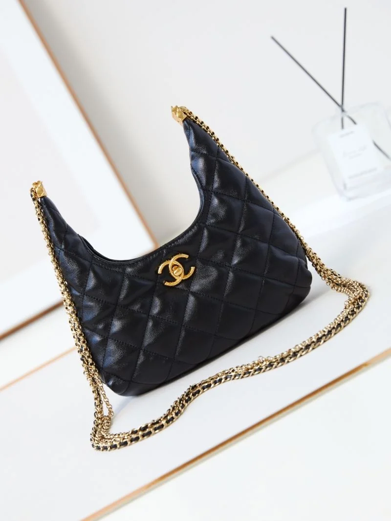 Chanel Hobo Bags Unique 54981