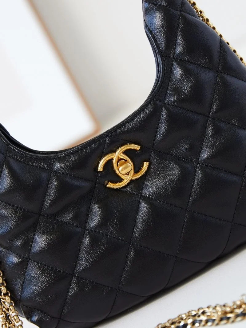 Chanel Hobo Bags Unique 54981