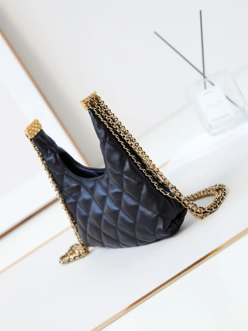 Chanel Hobo Bags Unique 54981