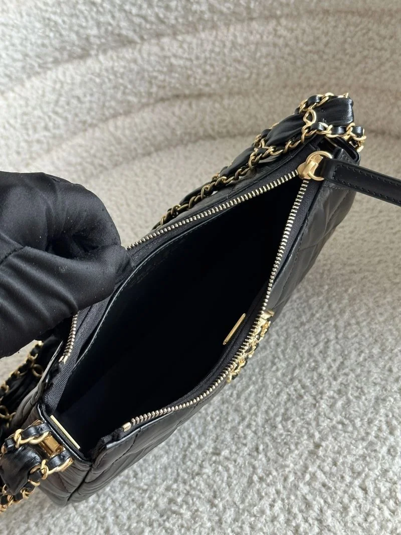 Chanel Hobo Bags Youthful 55008