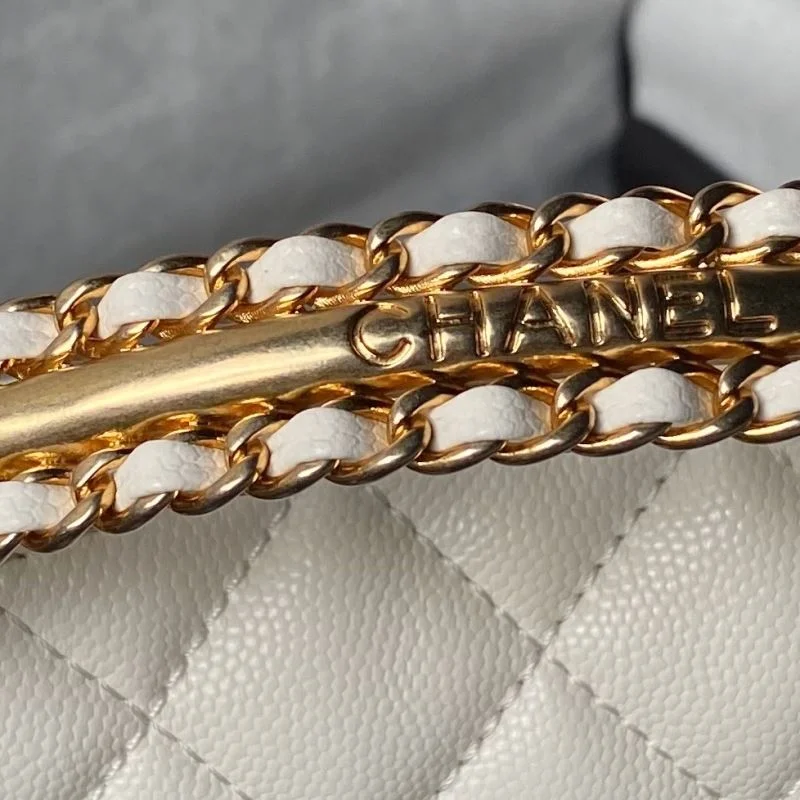 Chanel Hobo Bags Compact 55007