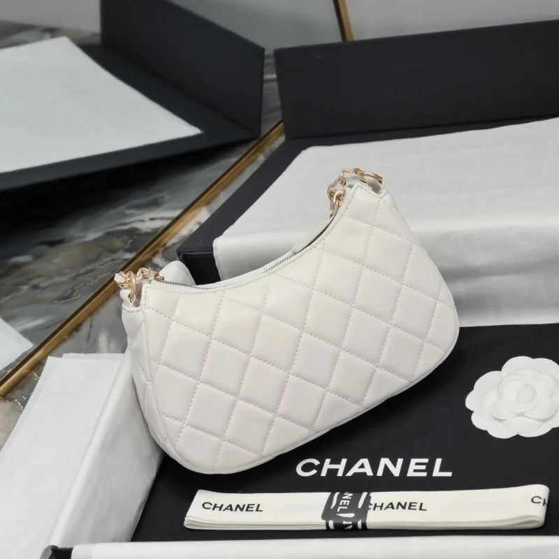 Chanel Hobo Bags UrbanStyle 55005