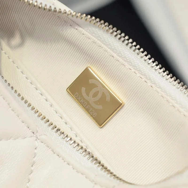 Chanel Hobo Bags UrbanStyle 55005