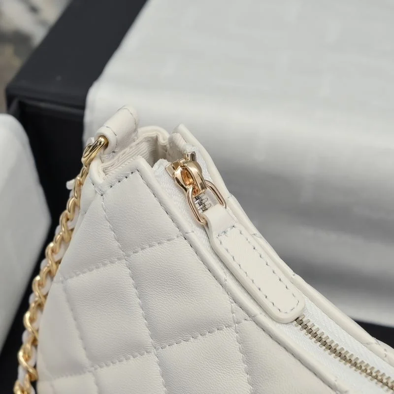 Chanel Hobo Bags UrbanStyle 55005