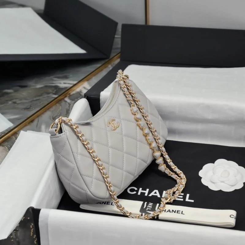 Chanel Hobo Bags Durable 54965