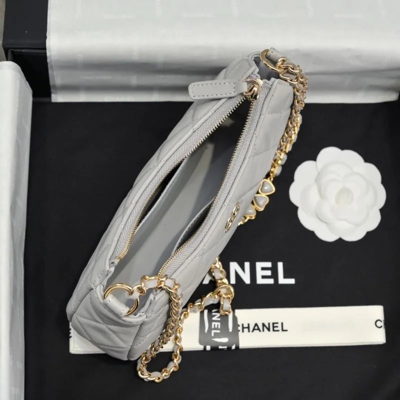 Chanel Hobo Bags Durable 54965
