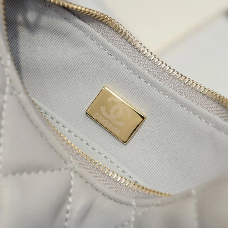 Chanel Hobo Bags Durable 54965