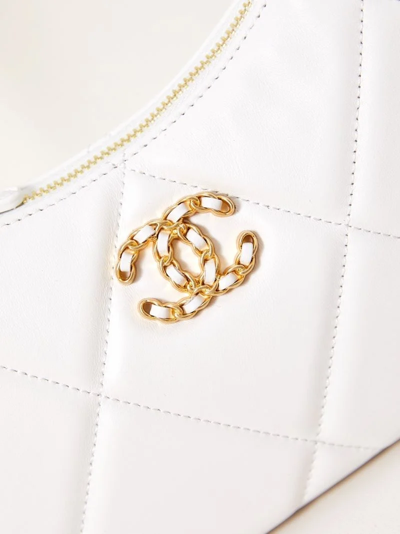 Chanel Hobo Bags TimelessDesign 54961