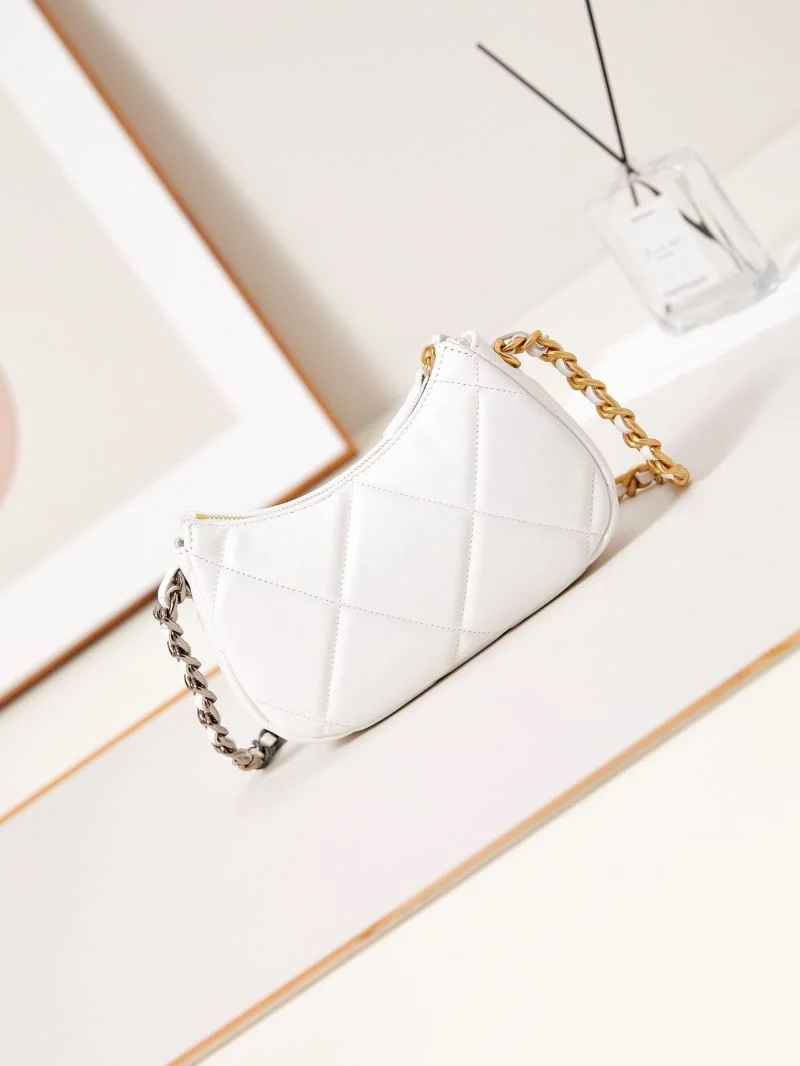 Chanel Hobo Bags TimelessDesign 54961