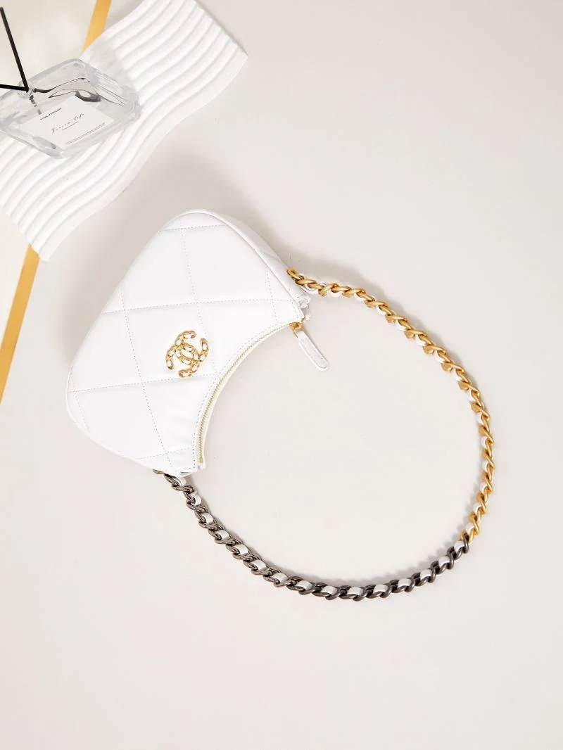Chanel Hobo Bags TimelessDesign 54961