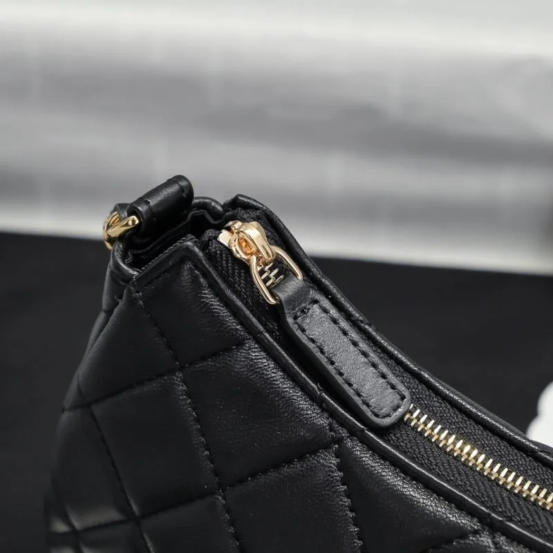 Chanel Hobo Bags Functional 54955