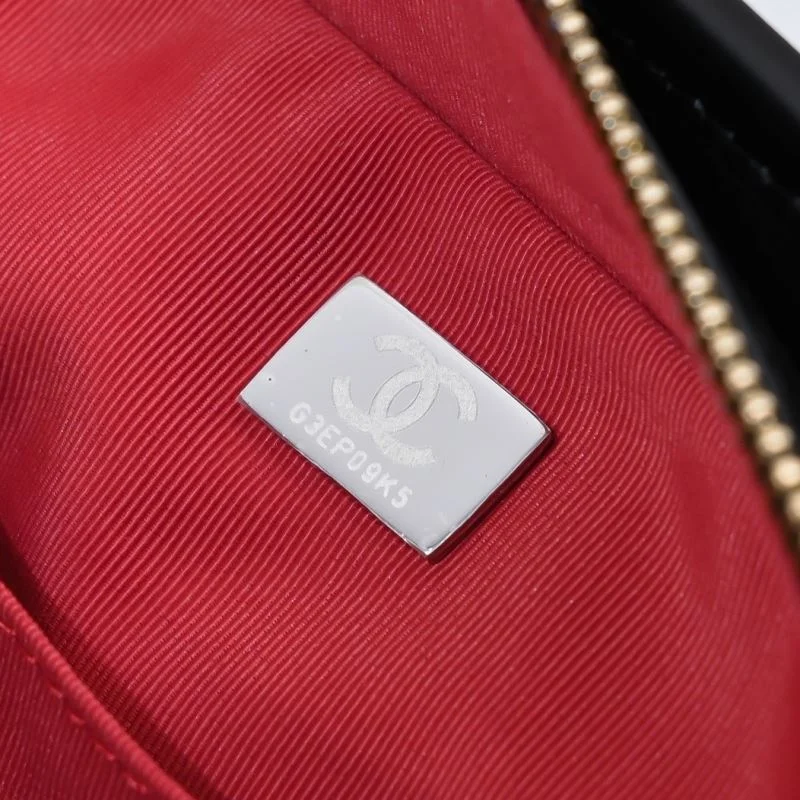 Chanel Hobo Bags Upgraded 54952