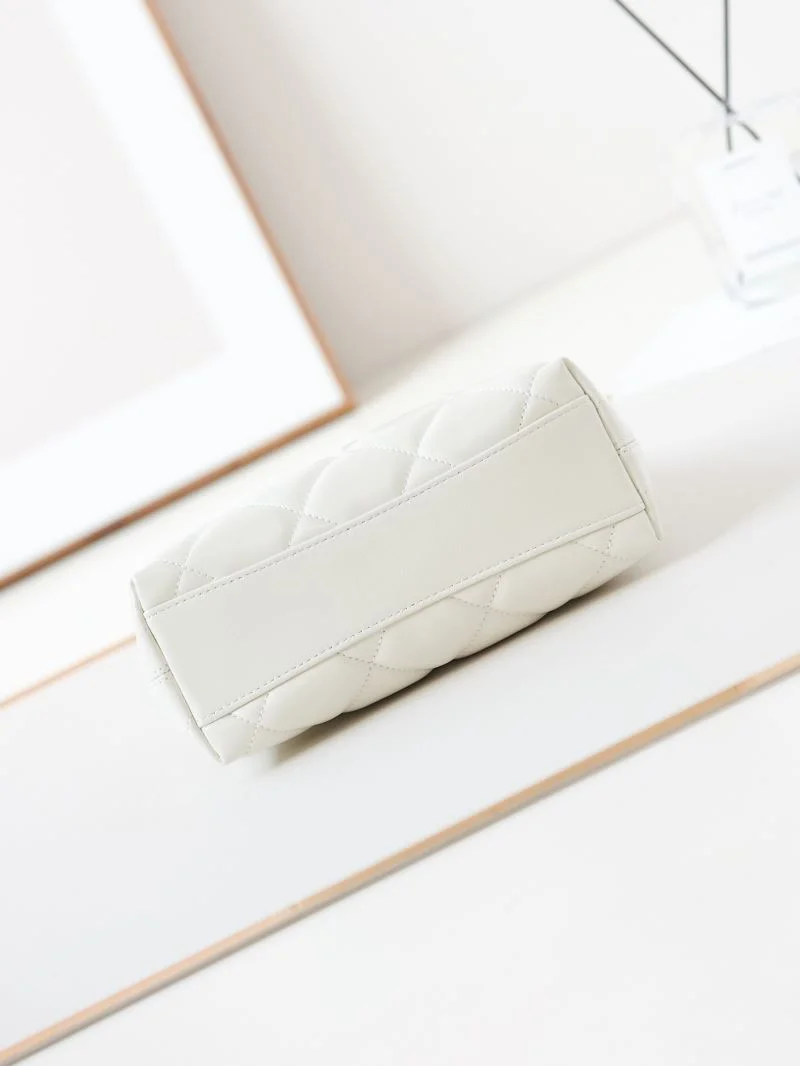 Chanel Hobo Bags Sophisticated 54941