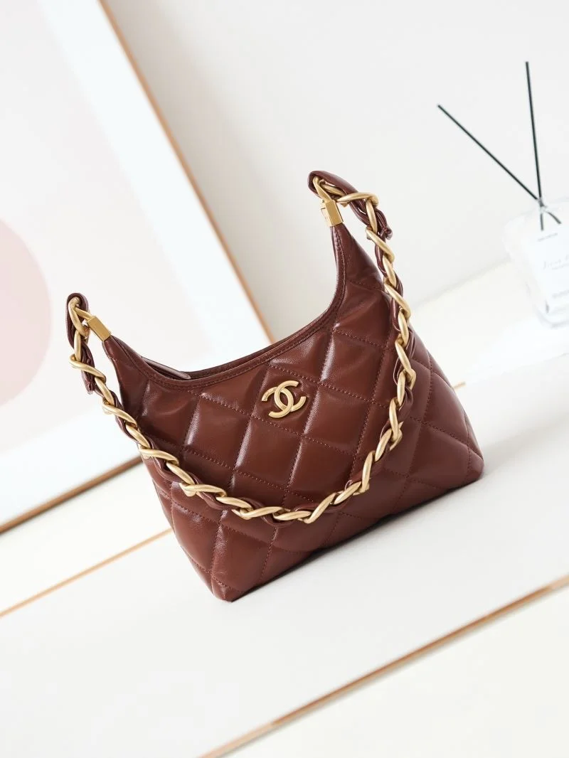 Chanel Hobo Bags Chic 54940
