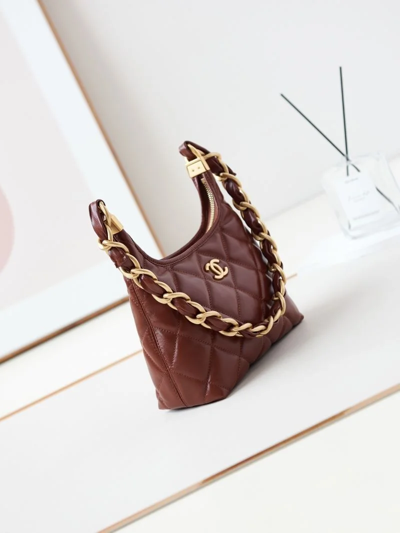 Chanel Hobo Bags Chic 54940