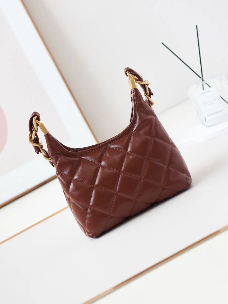 Chanel Hobo Bags Chic 54940