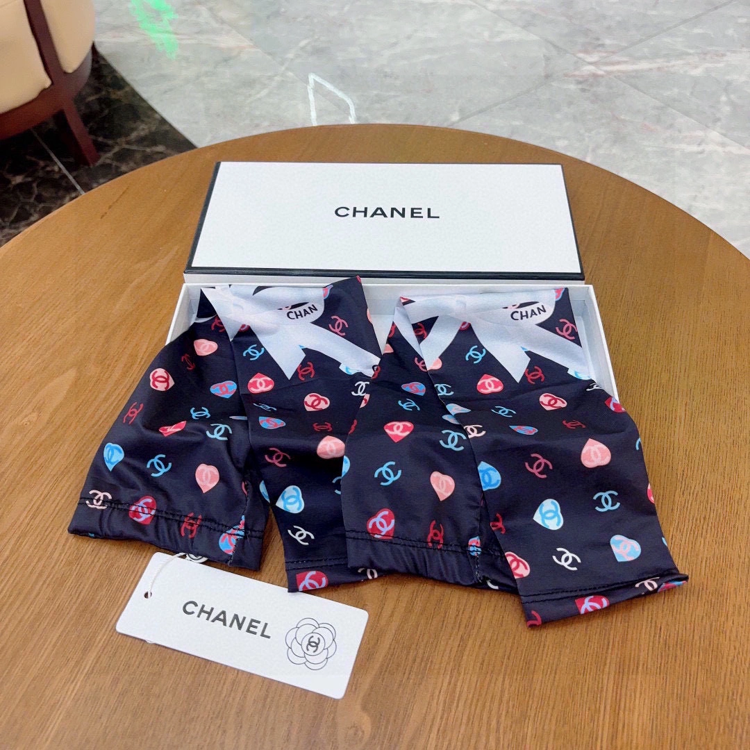 Minimalist Chanel Ice Silk Sleeves 264953