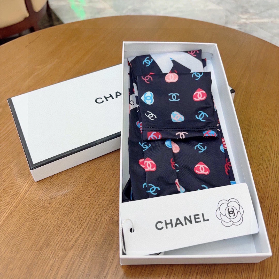 Minimalist Chanel Ice Silk Sleeves 264953