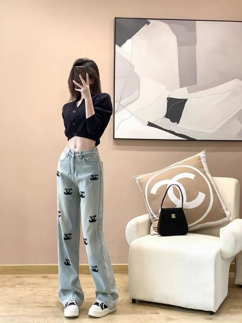 ModernLook Chanel Jeans 111411
