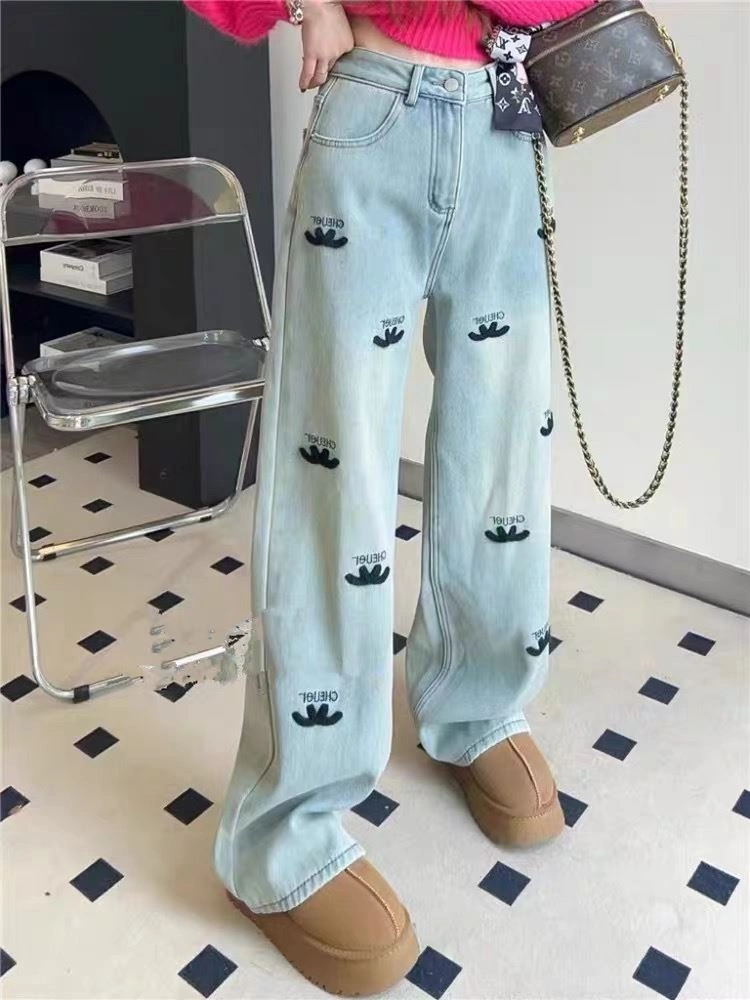ModernLook Chanel Jeans 111411