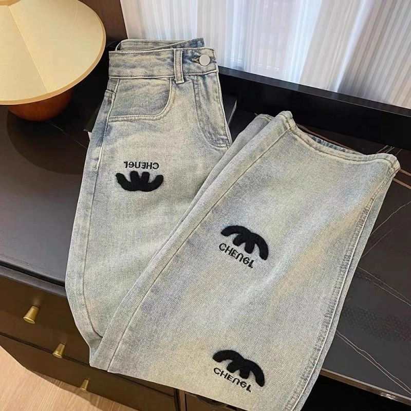 ModernLook Chanel Jeans 111411