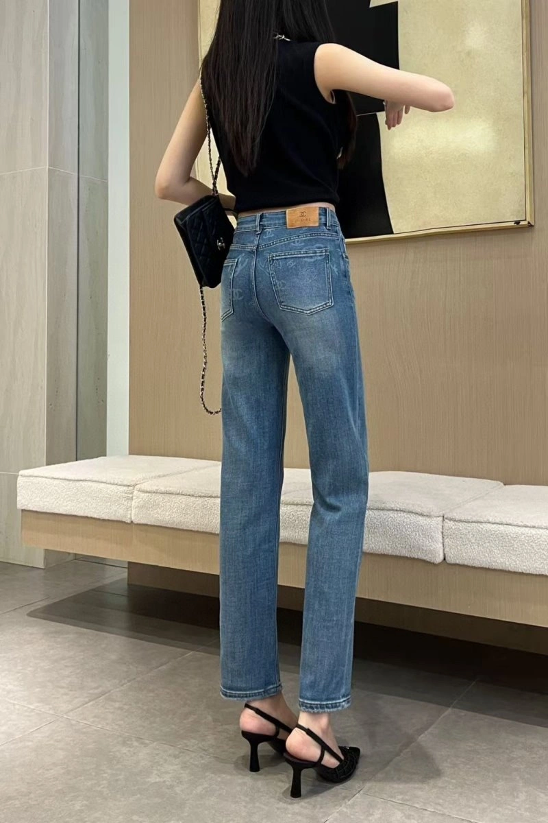 Elegant Chanel Jeans 109369