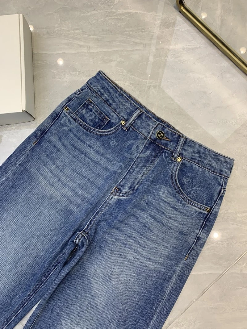 Elegant Chanel Jeans 109369
