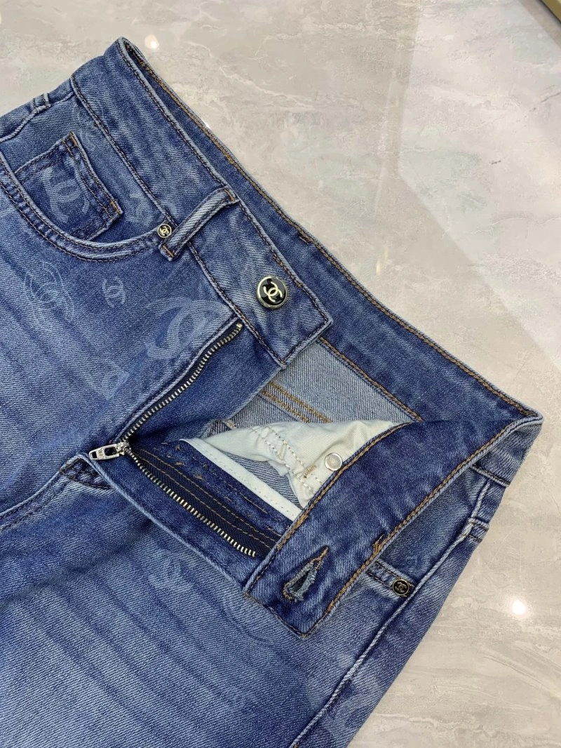 Elegant Chanel Jeans 109369