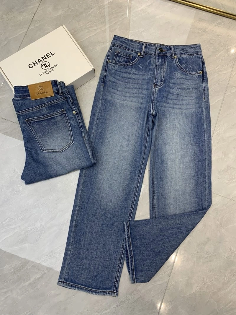 Elegant Chanel Jeans 109369