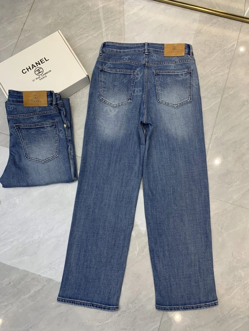 Elegant Chanel Jeans 109369