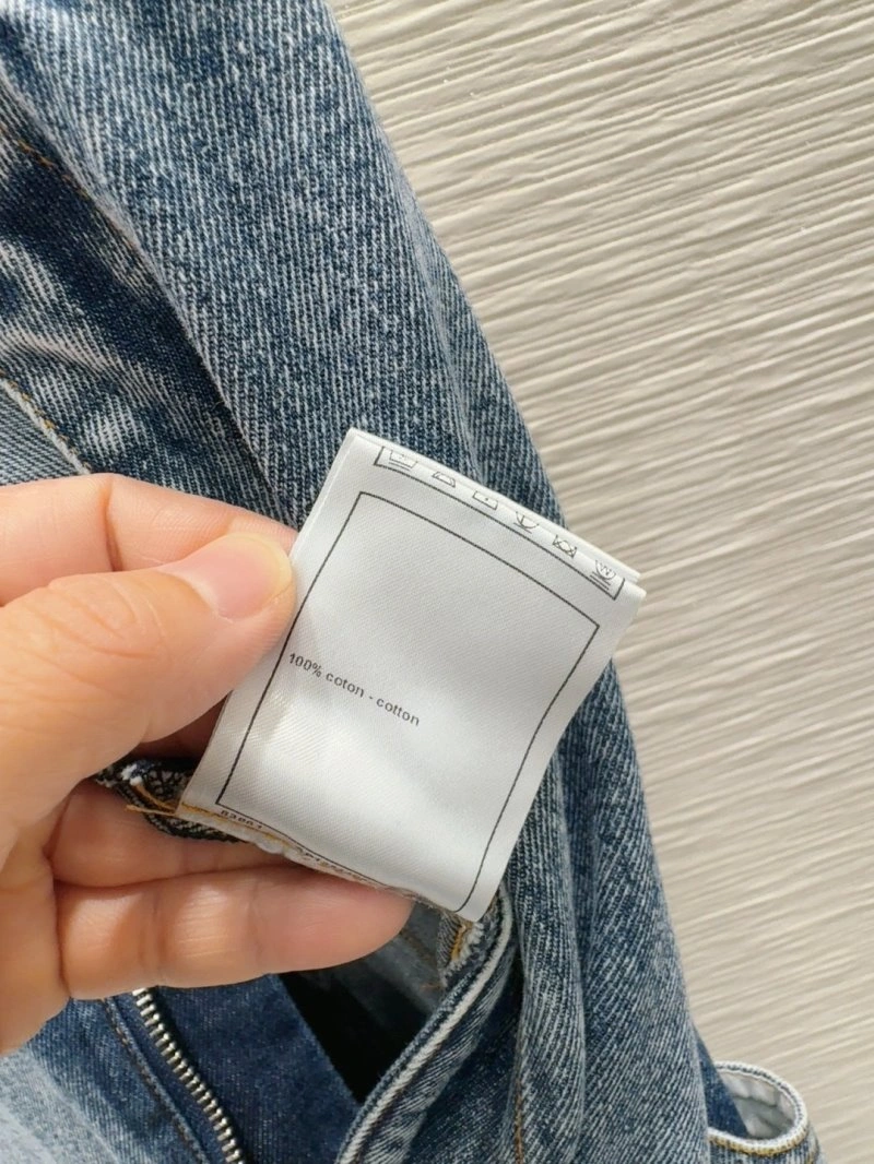 WrinkleFree Chanel Jeans 108962