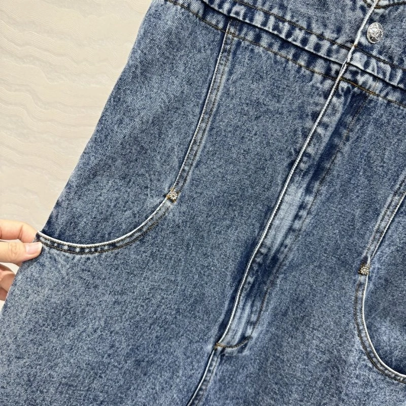 WaterResistant Chanel Jeans 108963