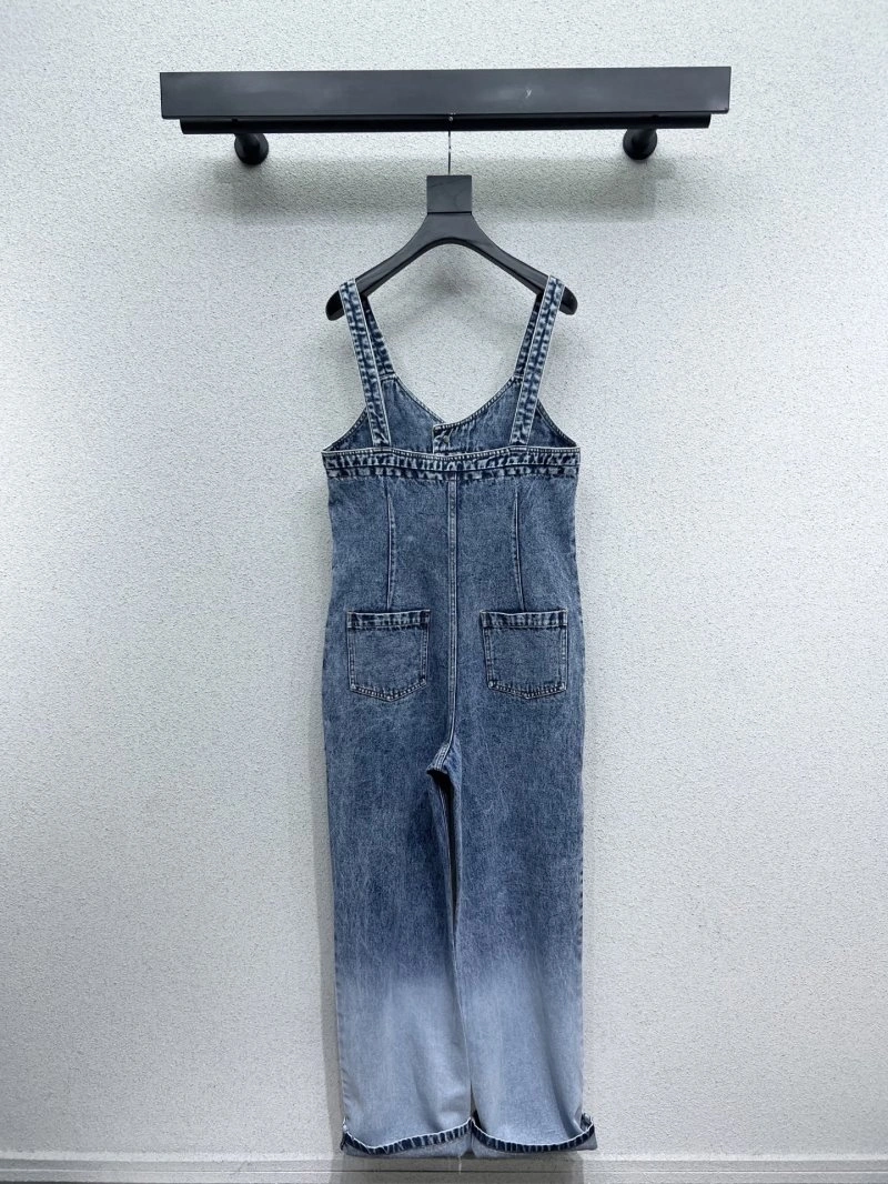 Minimalist Chanel Jeans 108957