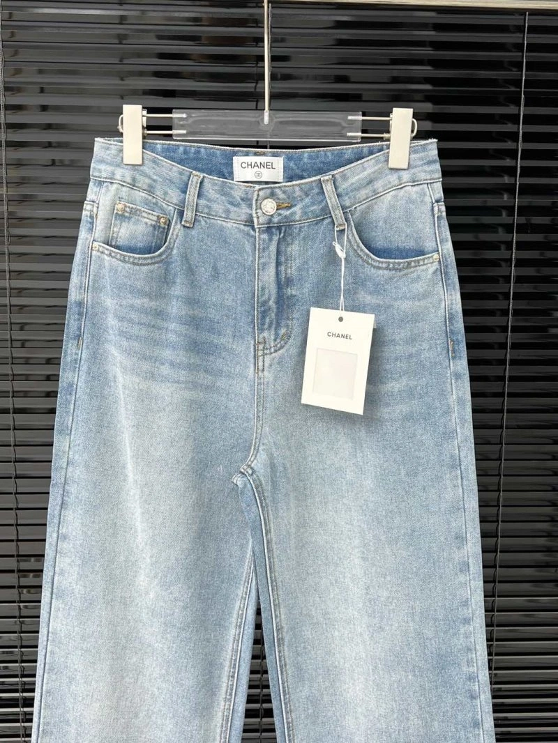 ModernLook Chanel Jeans 108958