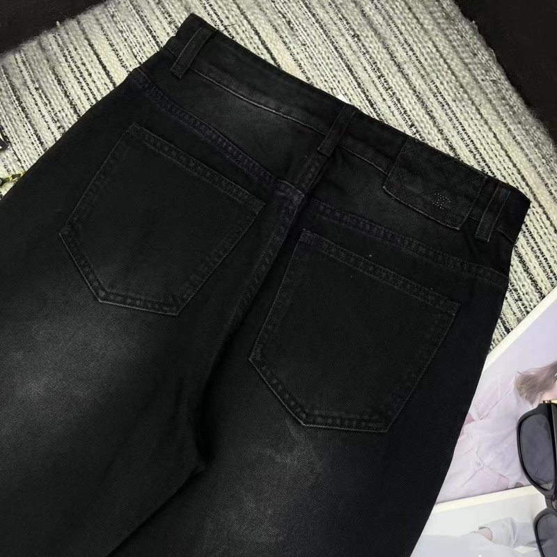 Casual Chanel Jeans 108953